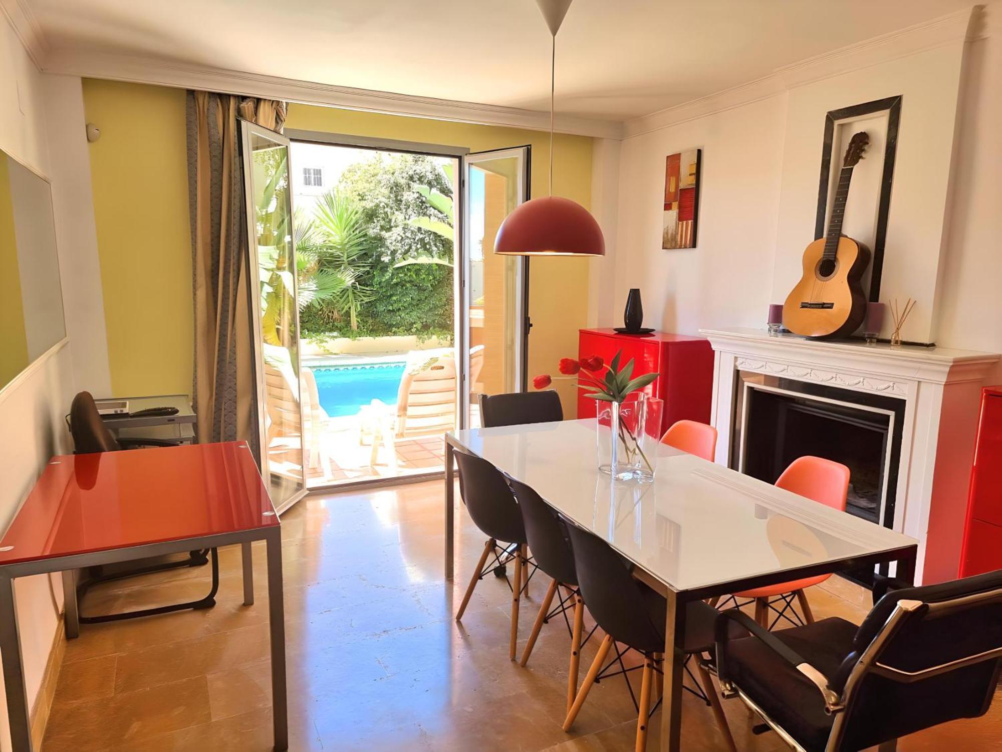 Stunning Home With Outdoor Swimmingpool, 4 Bedrooms And Wifi Benalmádena Buitenkant foto