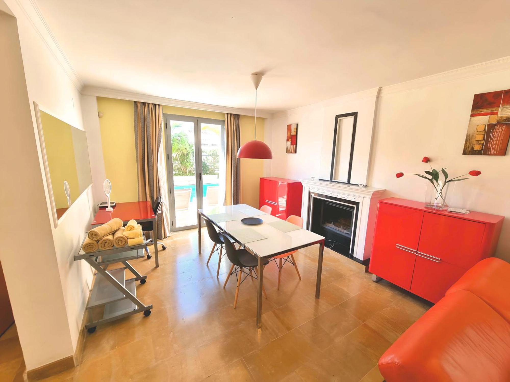 Stunning Home With Outdoor Swimmingpool, 4 Bedrooms And Wifi Benalmádena Buitenkant foto